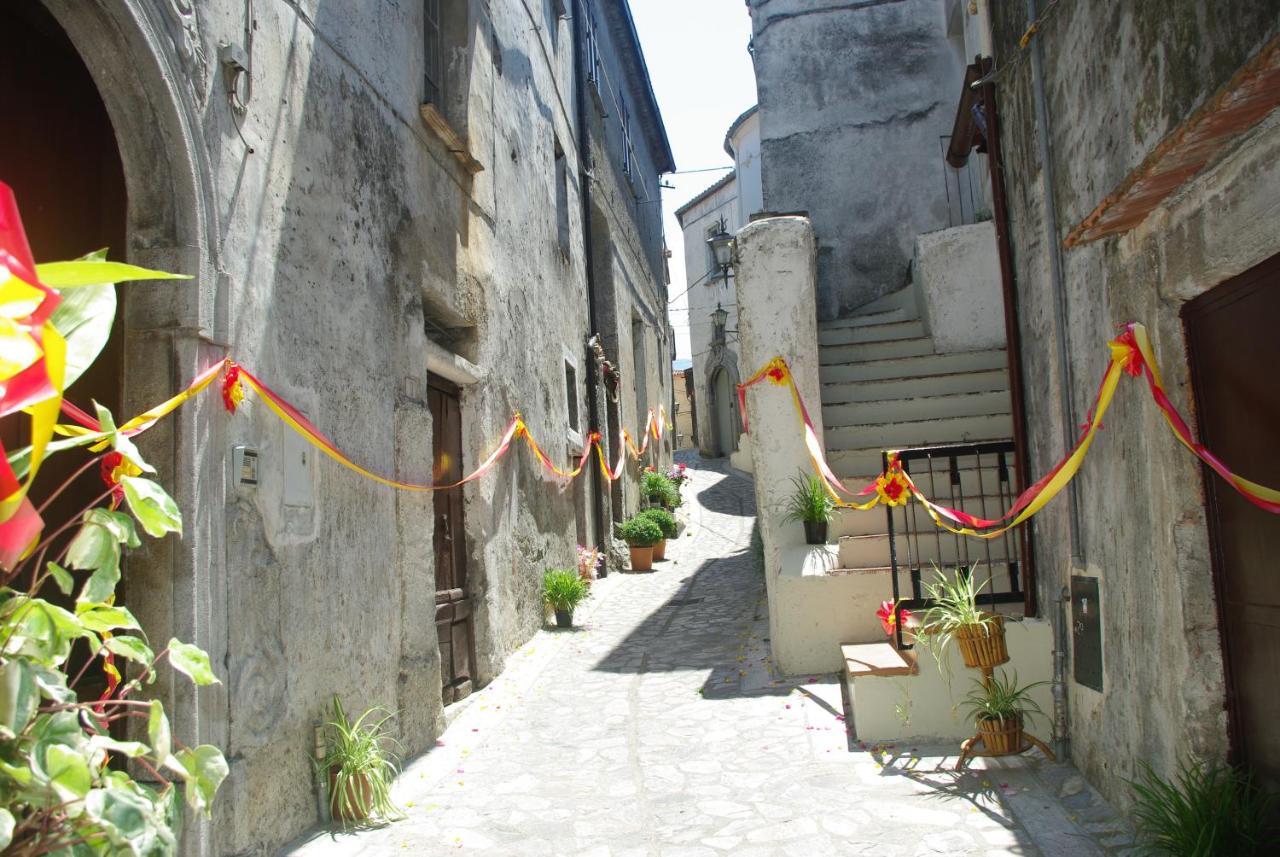 Le Due Lanterne Hotel Aieta Exterior photo
