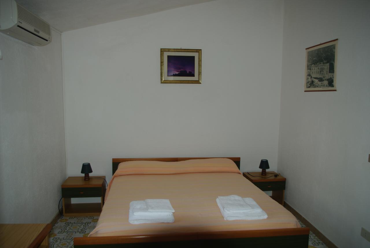 Le Due Lanterne Hotel Aieta Exterior photo